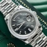Rolex Day-Date 316L Steel Dark MOP Dial CZ Diamonds 40mm AAA Replica - 图片 3