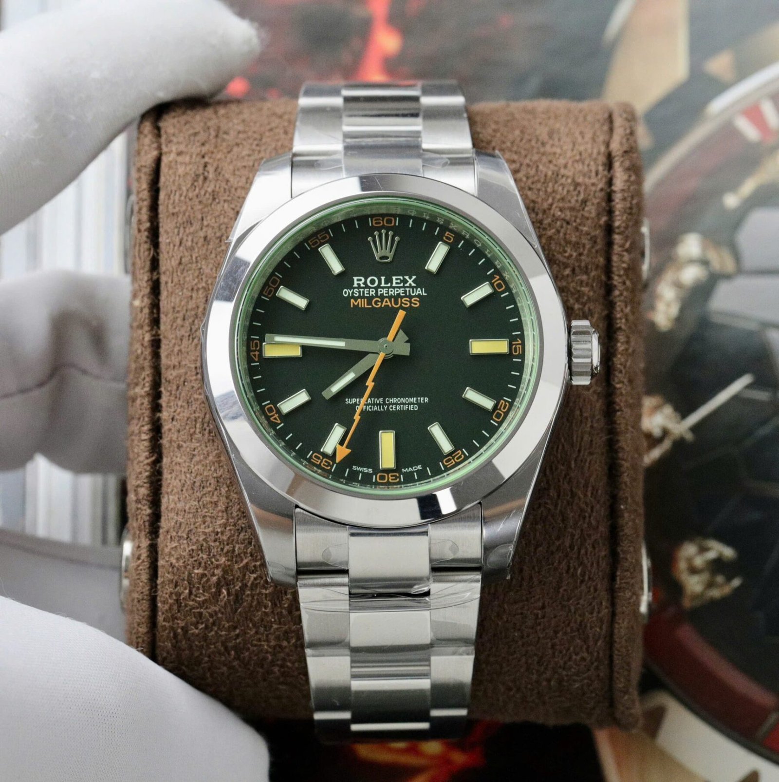 1750589091-437.jpg Rolex Milgauss 116400GV 904L Steel Black Dial Green Sapphire 40mm Oyster Super Clone - 图片 1