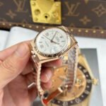 Rolex Land-Dweller 127235 Rose Gold White Honeycomb-Motif Dial 36mm Replica - 图片 10