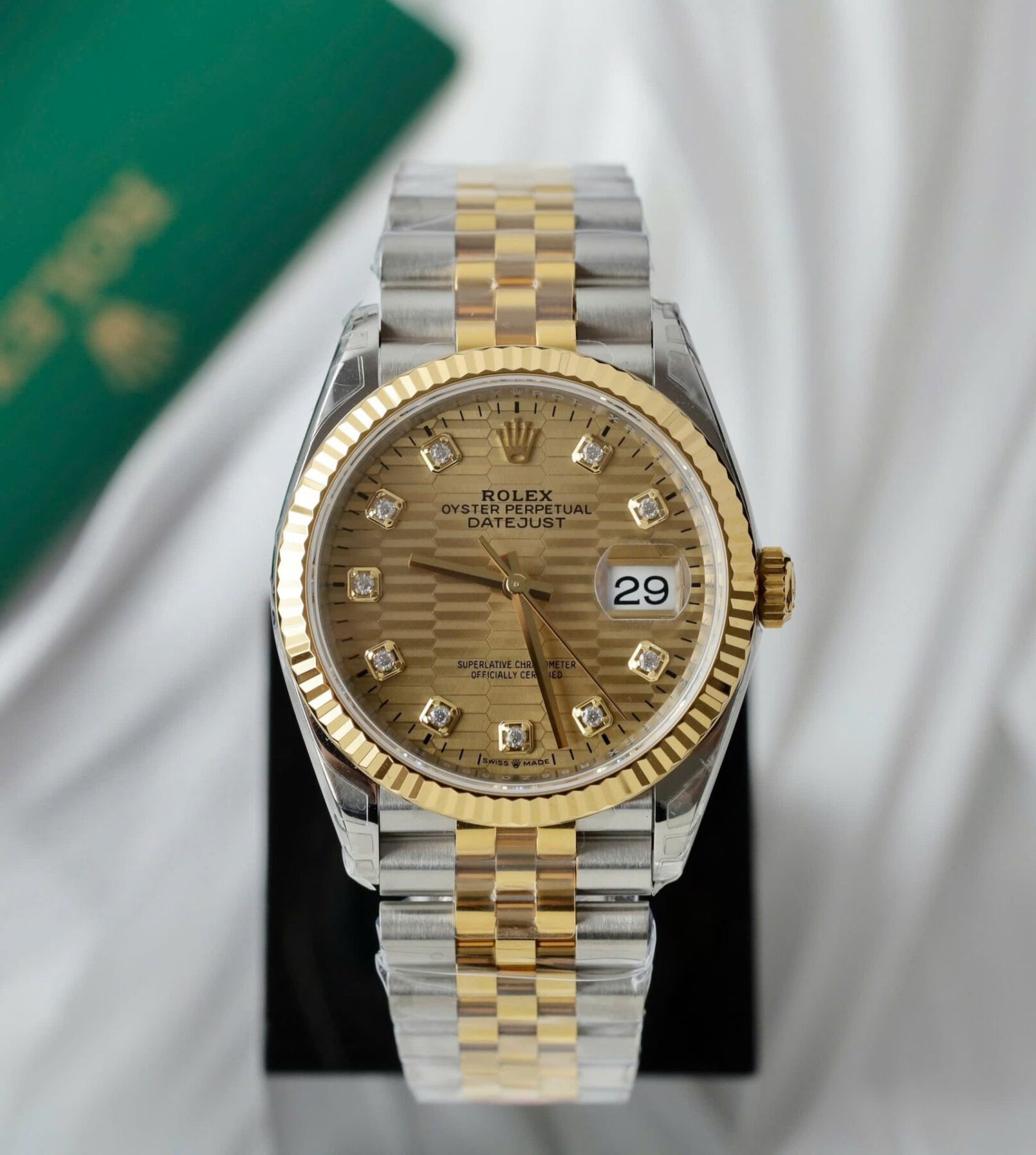 1750589478-567.jpg Rolex Datejust 126231 SS/YG Plated Champagne Motif Dial CZ Diamonds 36mm Jub Super Clone - 图片 1
