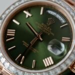 Rolex Day-Date RG Plated Green Dial Baguette Diamond 40mm Super Clone - 图片 5