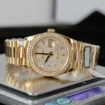 Rolex Day-Date YG Plated Diamond Dial 36mm Super Clone - 图片 3